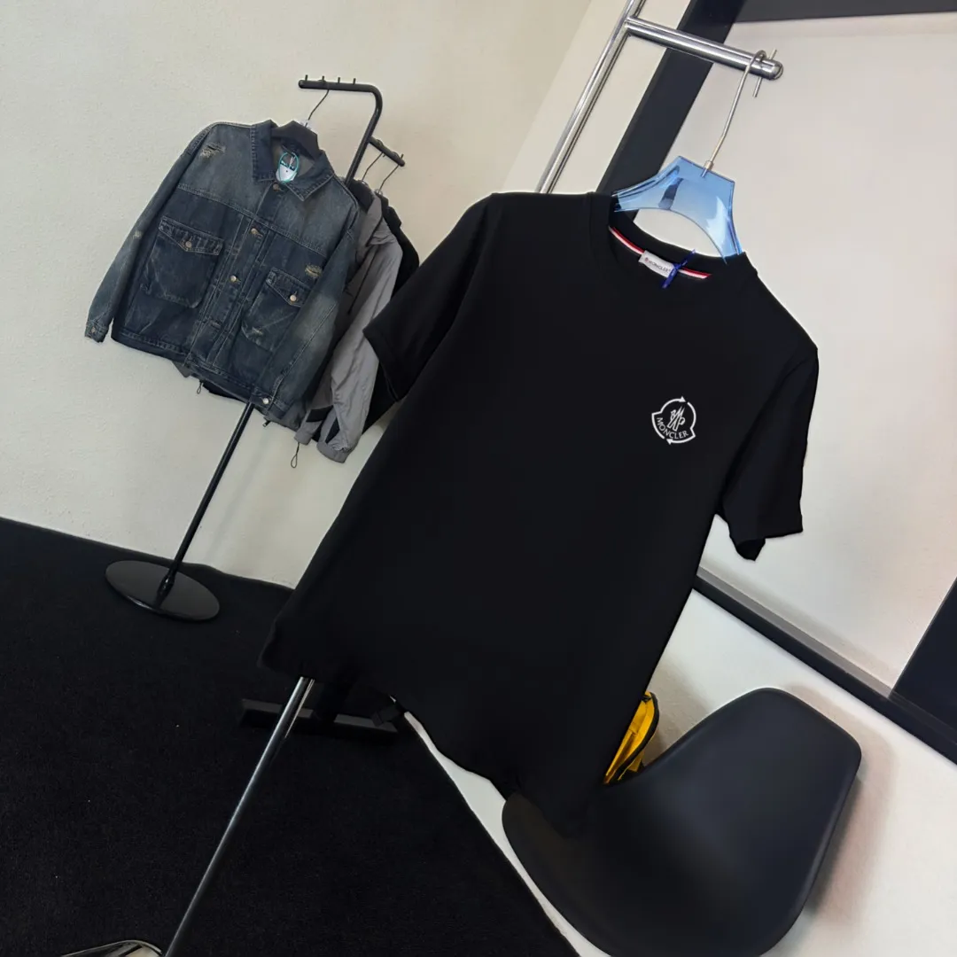 《 ~NFC ~ 》《Moncler~ 》2025New Arrival Quality T , Versatile Quality ！ ‼ 32 250G ‼ ， ， ， ， T 🤪 Sizes：S-M-L-XL-2XL ：Black，White， Same Style
